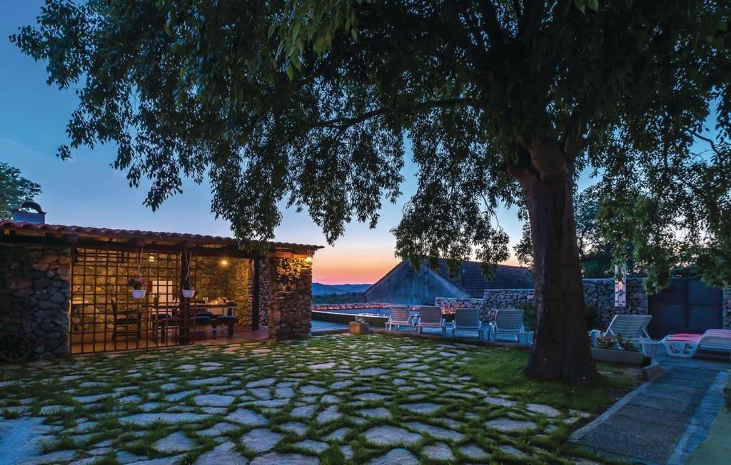 Holiday Home Hacienda Bilice Шибеник Экстерьер фото
