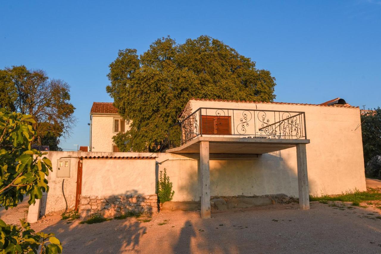 Holiday Home Hacienda Bilice Шибеник Экстерьер фото